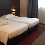 Western Monza E Brianza Palace Hotel 4*