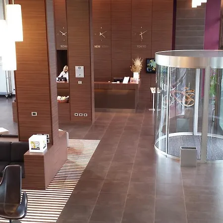 Hotel Western Monza E Brianza Palace 4*